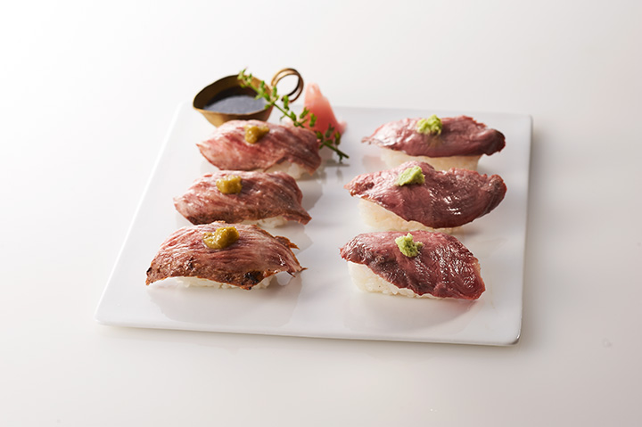 肉寿司(6貫)