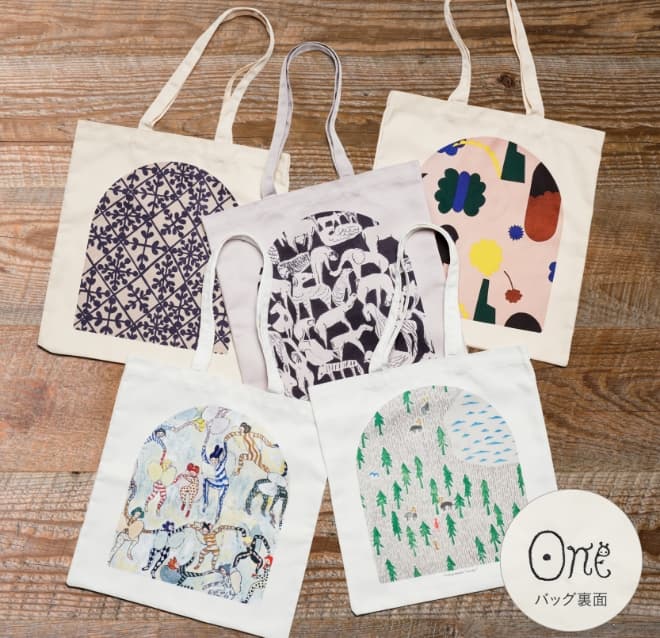 One tote bag