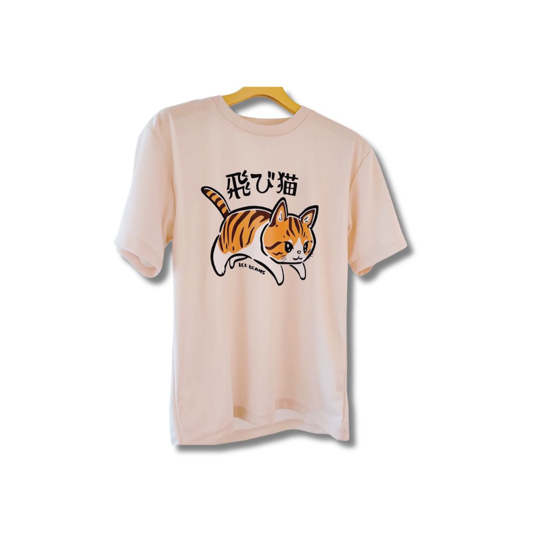 飛び猫Tシャツ