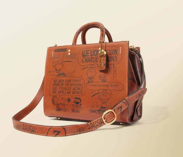 ＜COACH＞ × PEANUTS コレクション
  